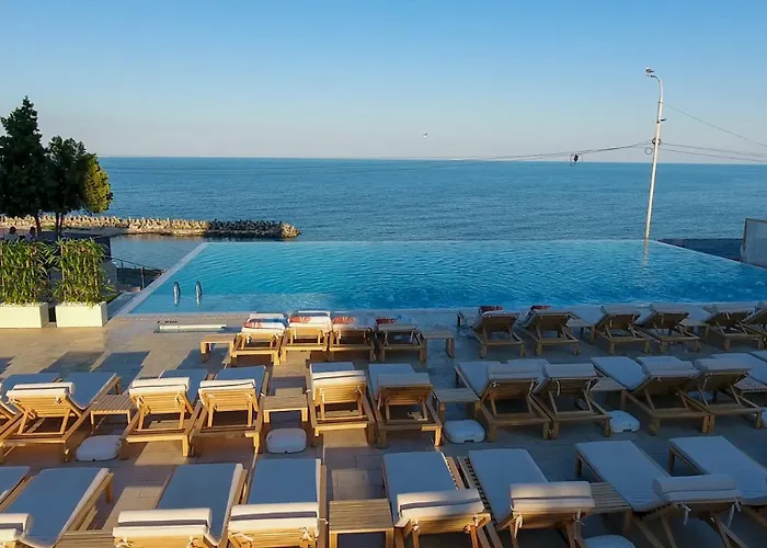 Hotel Steaua De Mare - 4*